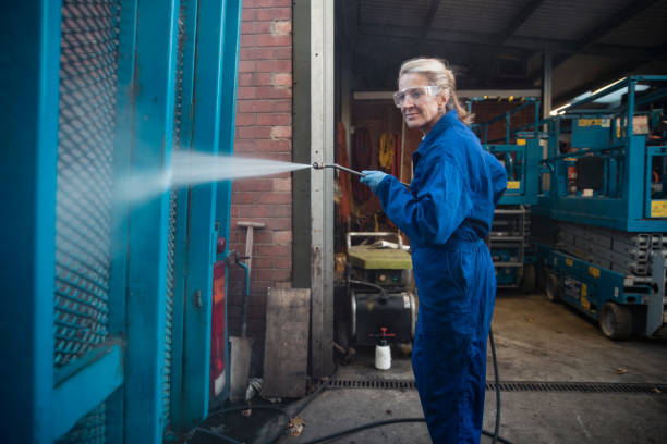 Best Factory Floor Cleaning  in Sarand, AL